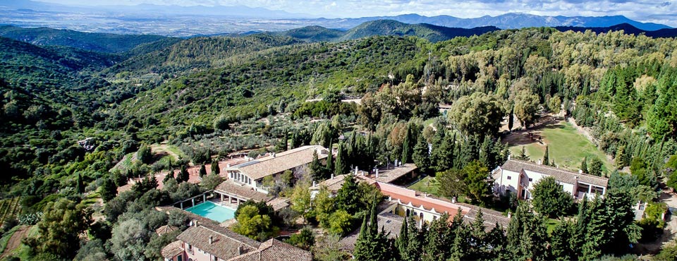 Una vista aerea della proprietà